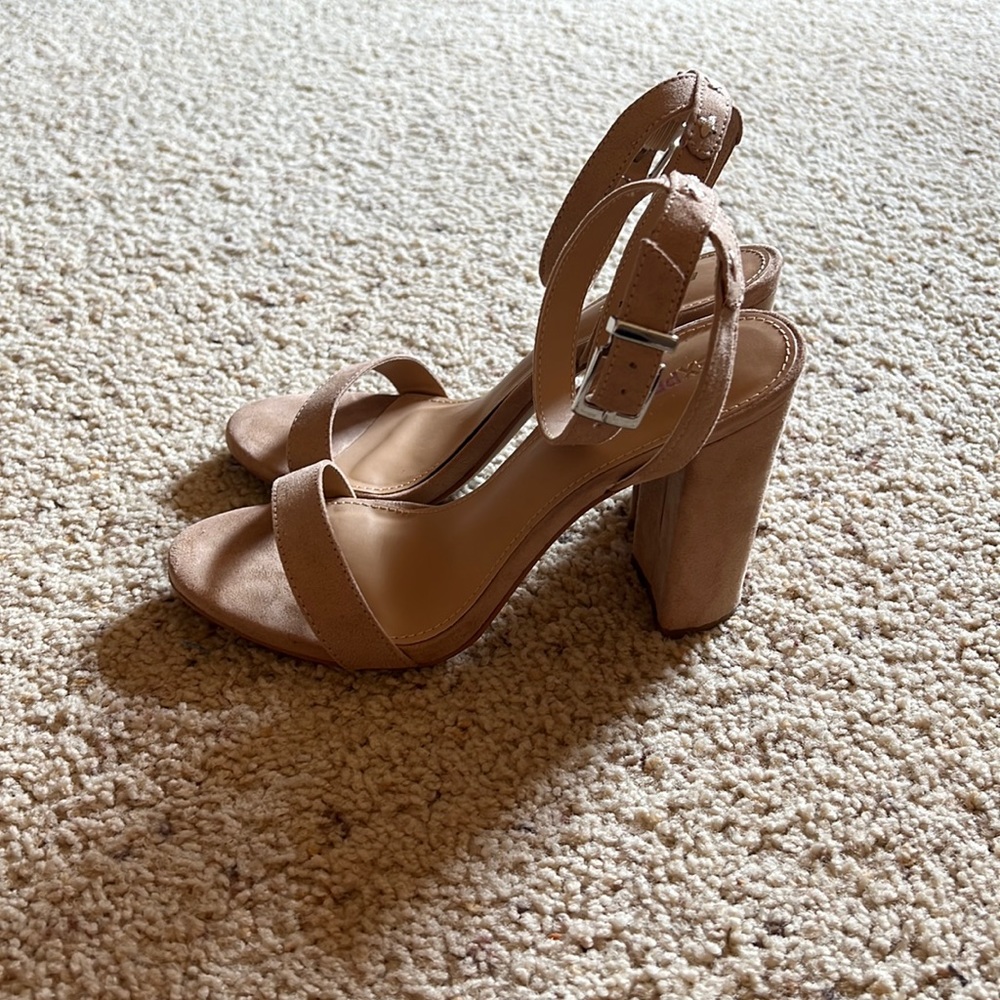 Express Heels